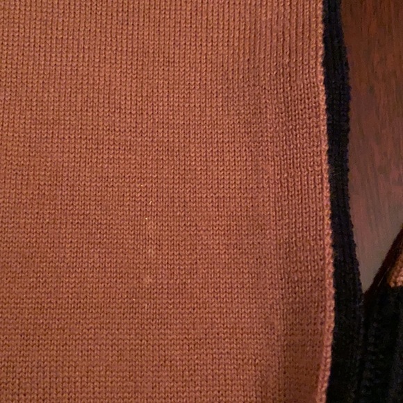 Dolce and Gabbana Junior hat and scars set - Picture 3 of 5